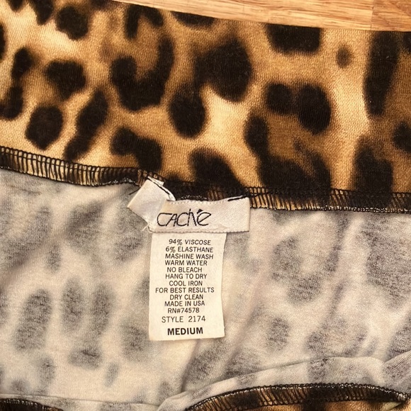 Cache leopard top - Picture 5 of 8